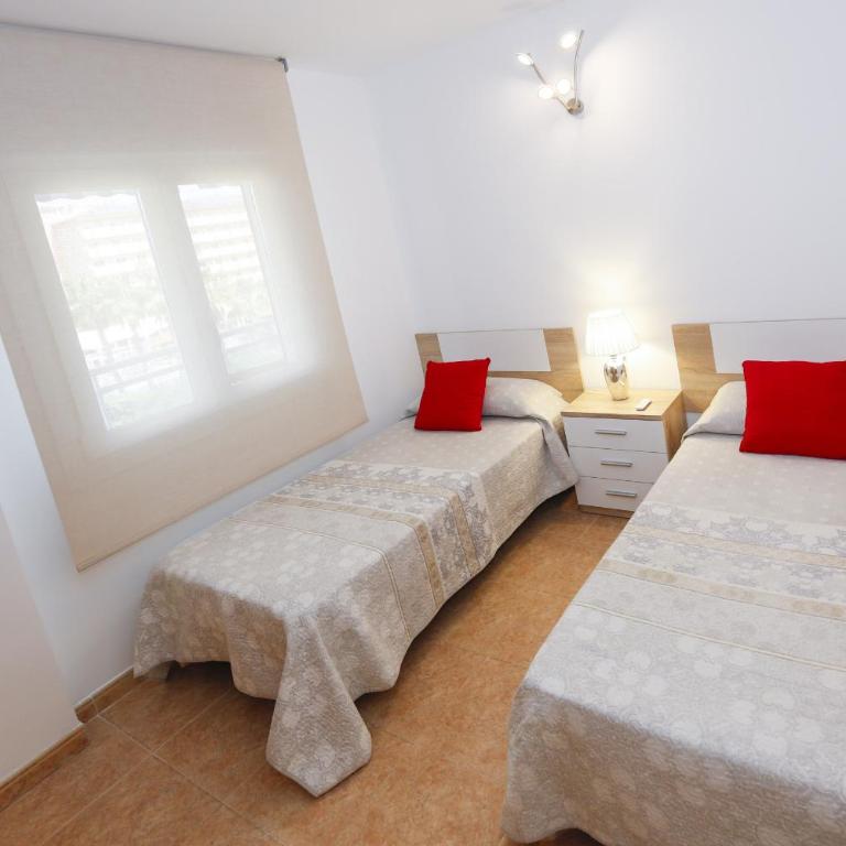 Los Juncos HomeStay by Turismar - Apartment with Balcony - 13