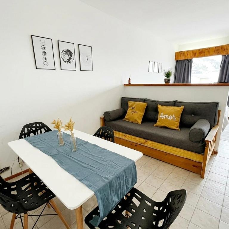 Monoambiente con Vista al Lago Nahuel Huapi - Apartamento de 1 dormitorio - 1