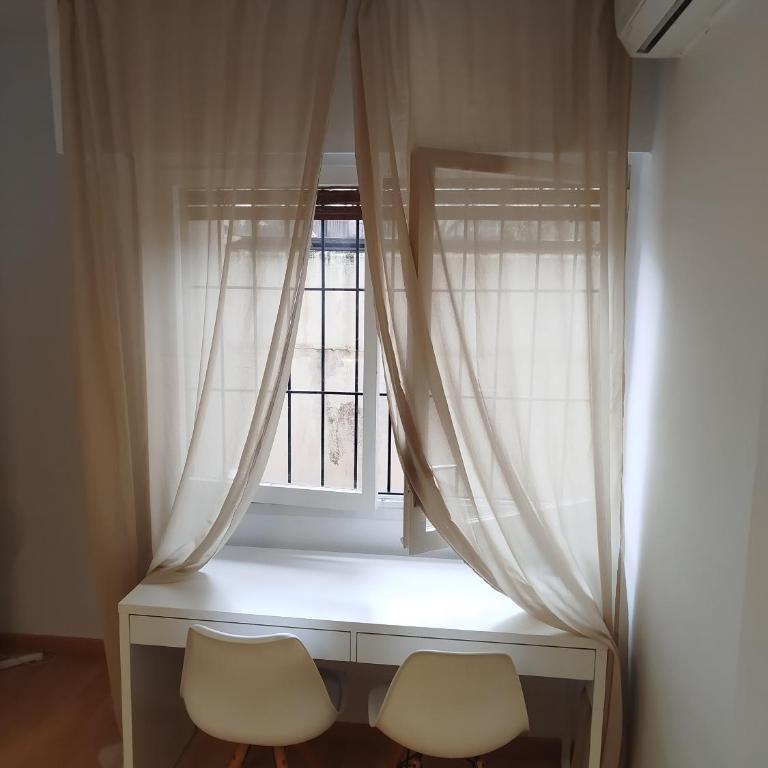 Affordable apartament or rooms in city center - Budget Double Room - 7