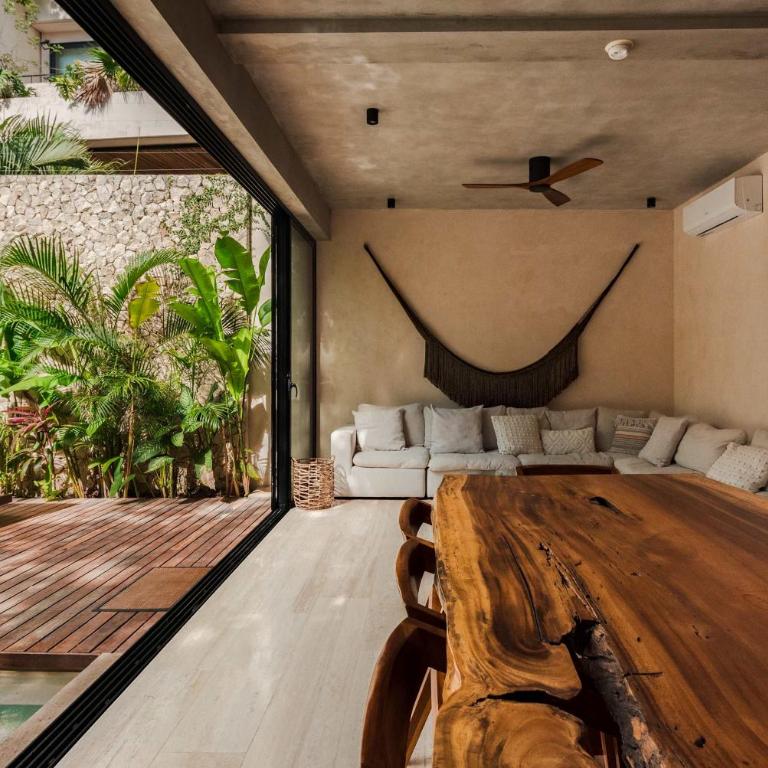 Luxury 5 Bedroom Pool Tiki Bar & Outdoor Gym - Casa - 4