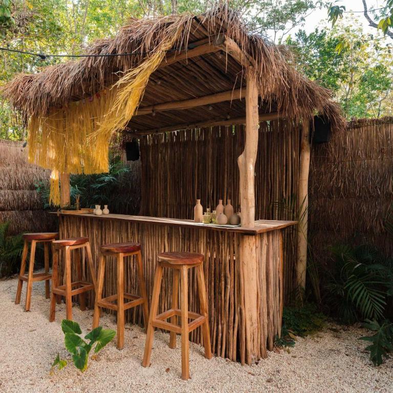 Luxury 5 Bedroom Pool Tiki Bar & Outdoor Gym - Casa - 49