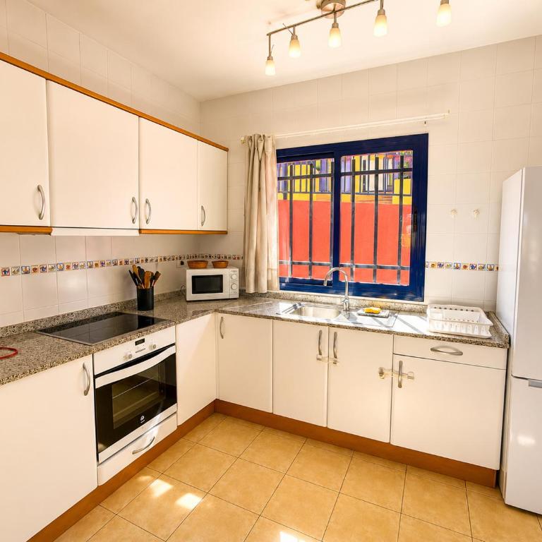 Villa Meloneras - Exclusive Chill Out - Four-Bedroom Villa - 11