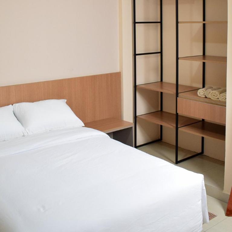 Modern Apartment with Balcony - Shopping in Downtown CDE - Two-Bedroom Apartment - 8