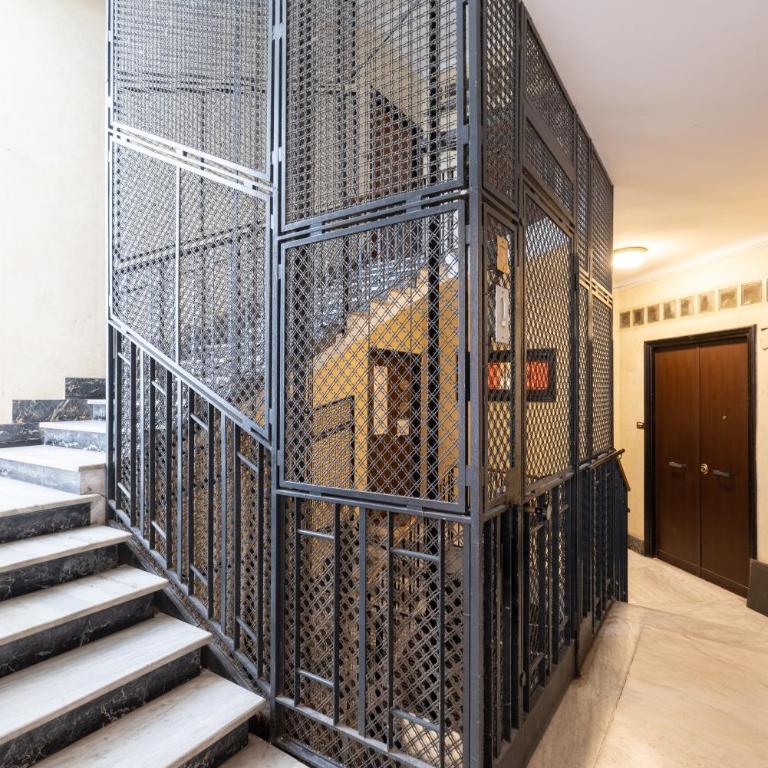 Stylish 2BR 2BA Newly Renovated Apartment-LorenzoILMagnifico - Appartamento con 2 Camere da Letto - 13