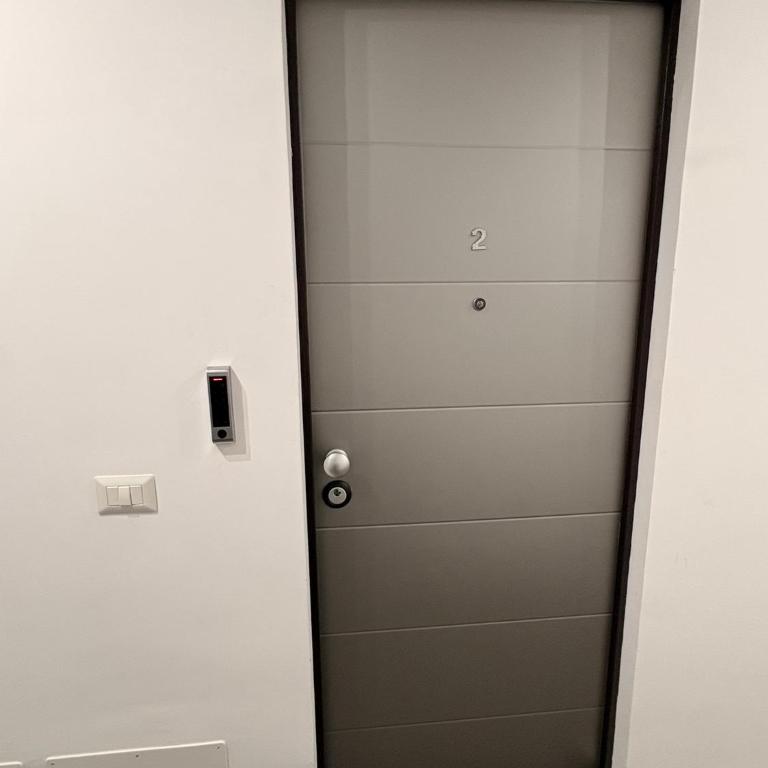 Vulcano Rooms 4 - Large Double Room - 14