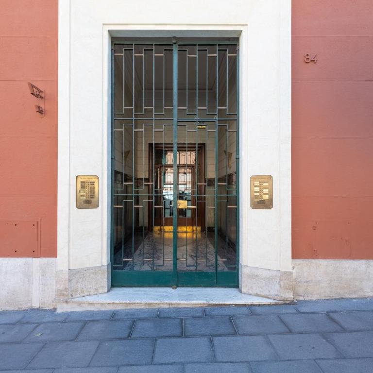 Stylish 2BR 2BA Newly Renovated Apartment-LorenzoILMagnifico - Appartamento con 2 Camere da Letto - 18