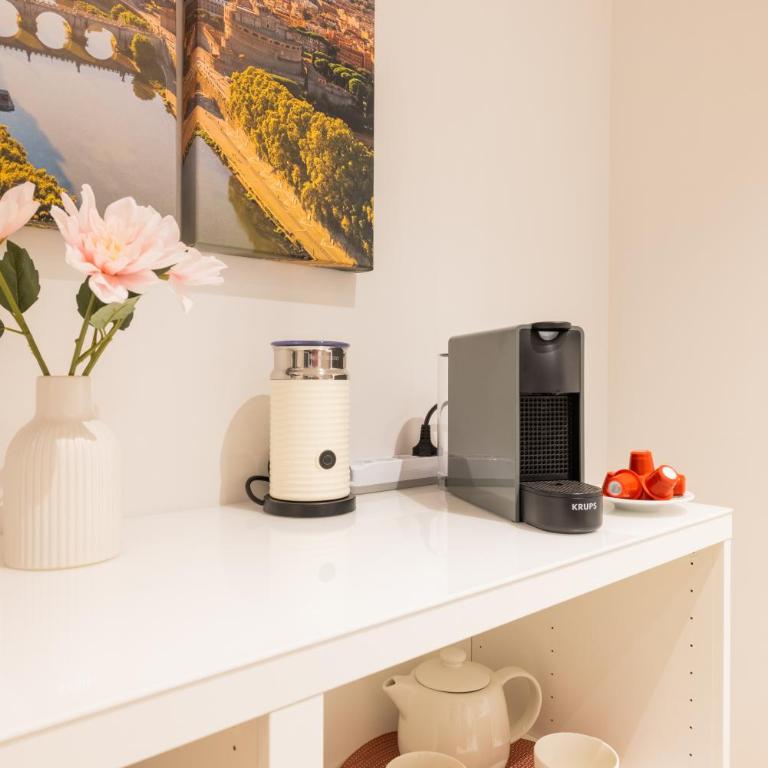 Stylish 2BR 2BA Newly Renovated Apartment-LorenzoILMagnifico - Appartamento con 2 Camere da Letto - 6