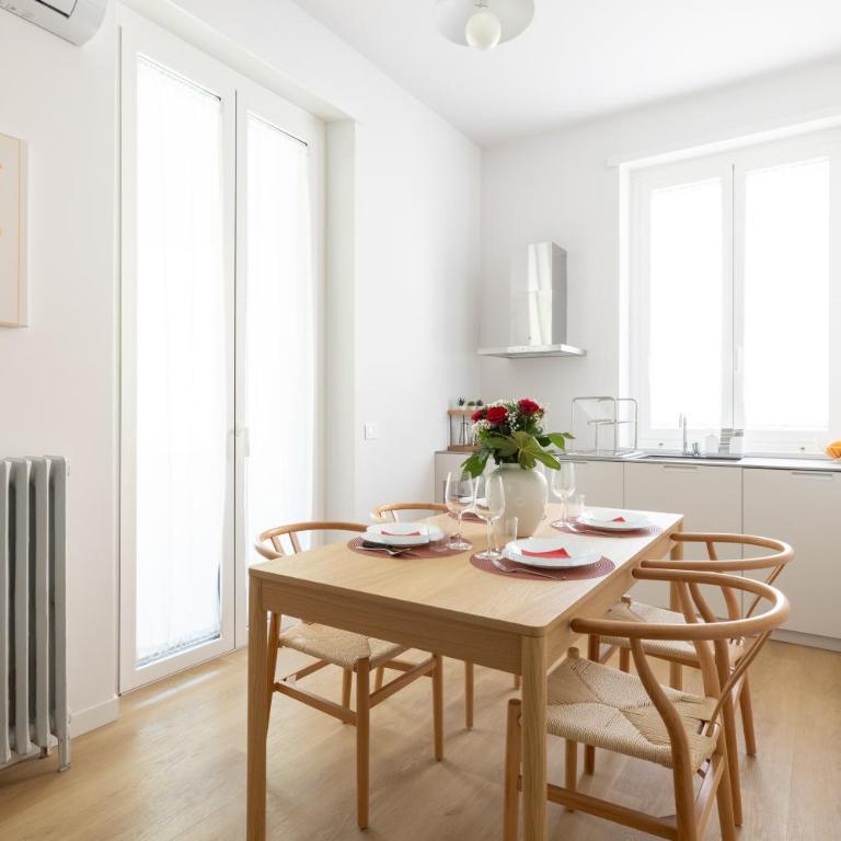 Stylish 2BR 2BA Newly Renovated Apartment-LorenzoILMagnifico - Appartamento con 2 Camere da Letto - 2