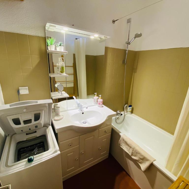 Maison au calme dans la pinède - Casa con 2 Camere da Letto - 22