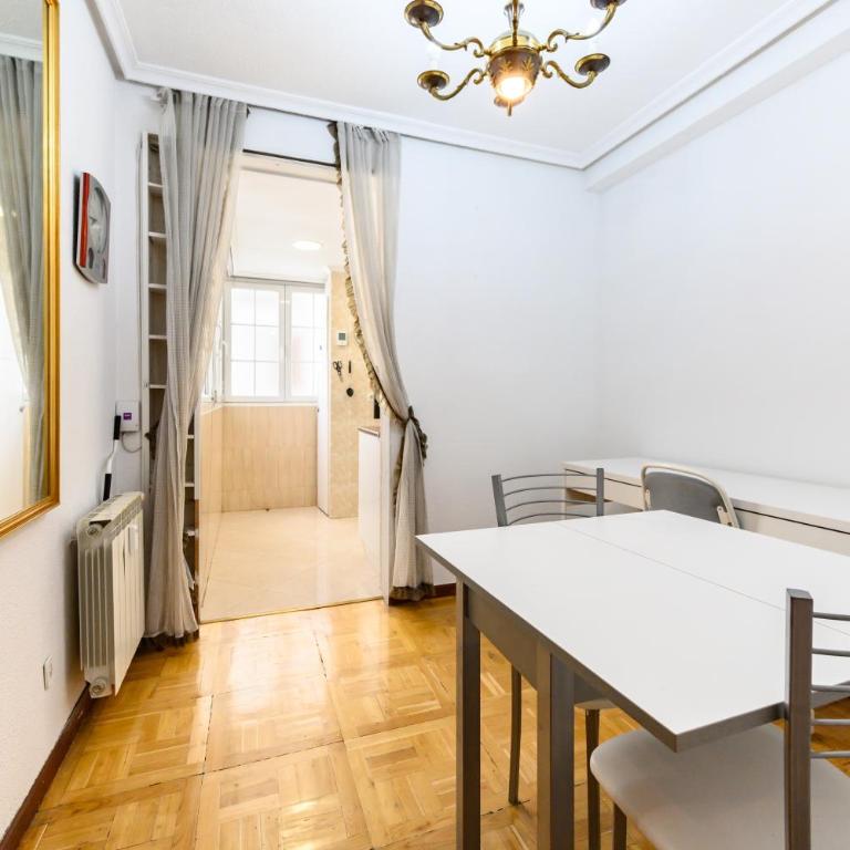 SVI166B - Amplio y luminoso piso de 3 dormitorios y 2 baños en Madrid - Alquiler temporal - Three-Bedroom Apartment - 19