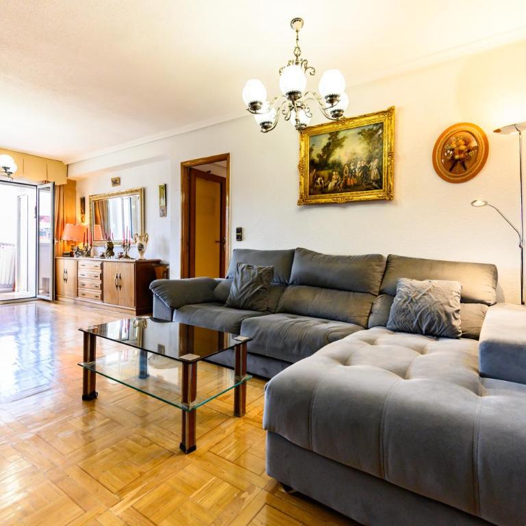 SVI166B - Amplio y luminoso piso de 3 dormitorios y 2 baños en Madrid - Alquiler temporal - Three-Bedroom Apartment - 1