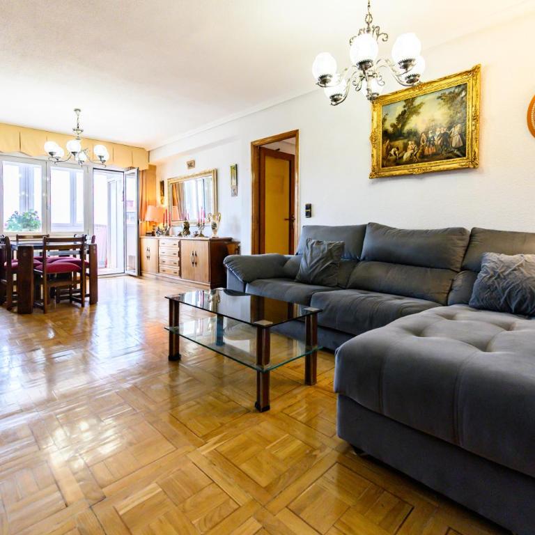 SVI166B - Amplio y luminoso piso de 3 dormitorios y 2 baños en Madrid - Alquiler temporal - Three-Bedroom Apartment - 23