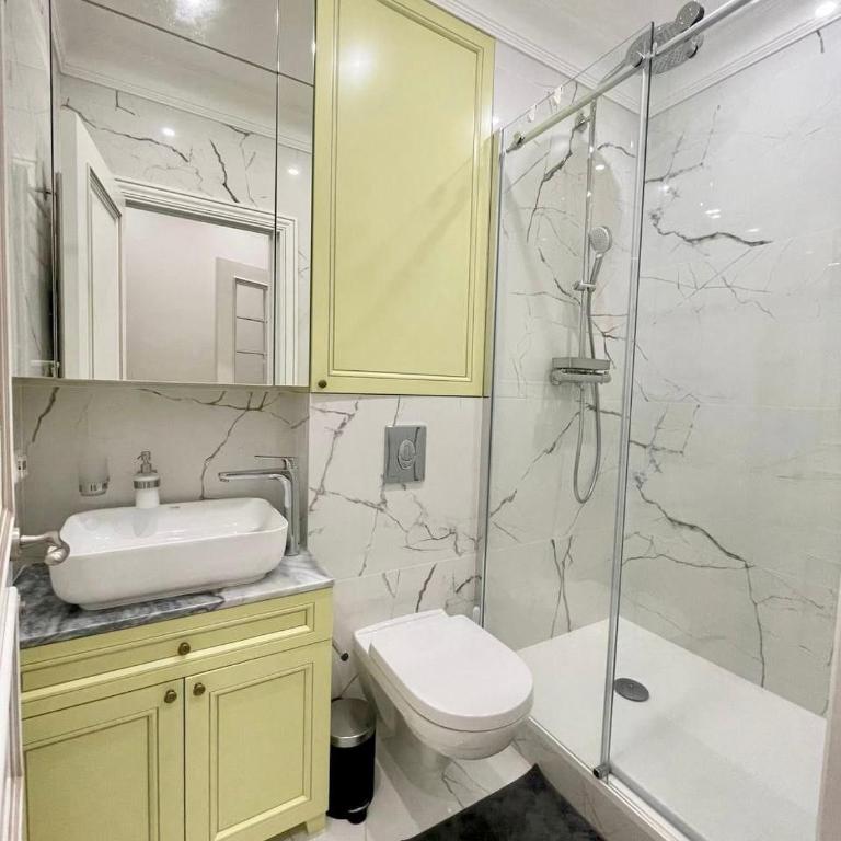 Modern 75m Suite Heart of Villefranche - Appartement 1 Chambre - 3