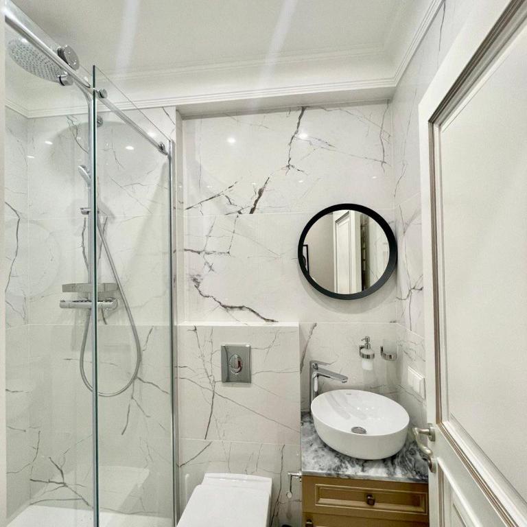 Modern 75m Suite Heart of Villefranche - Appartement 1 Chambre - 15