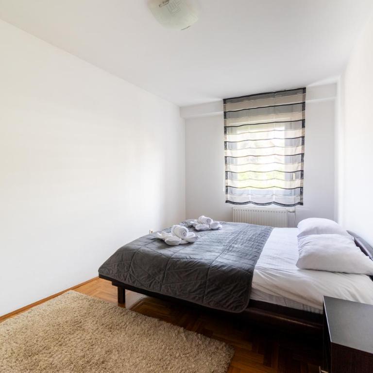 CityCenter Cekalusa Two bedroom Apartment with garden - Apartman sa 2 Spavaće Sobe - 7