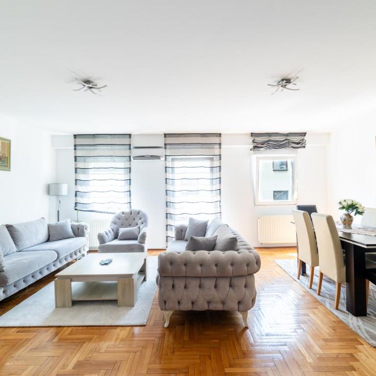 CityCenter Cekalusa Two bedroom Apartment with garden - Apartman sa 2 Spavaće Sobe - 9