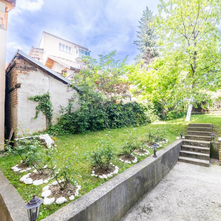 CityCenter Cekalusa Two bedroom Apartment with garden - Apartman sa 2 Spavaće Sobe - 23