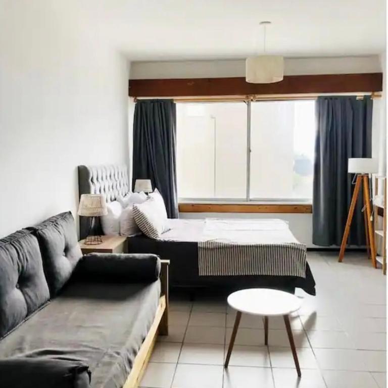 Monoambiente Moderno con Vista al Nahuel Huapi y Ubicación Premium - Apartamento de 1 dormitorio - 3