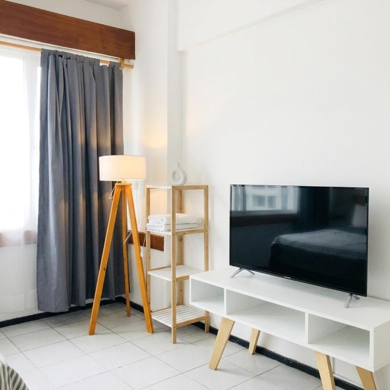 Monoambiente Moderno con Vista al Nahuel Huapi y Ubicación Premium - Apartamento de 1 dormitorio - 4