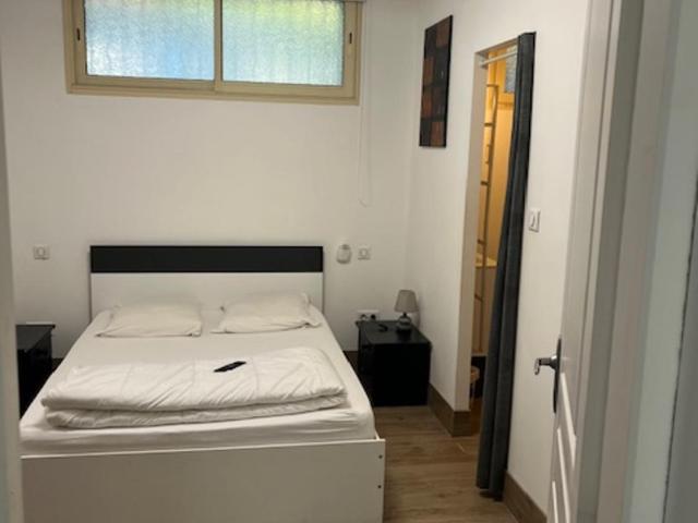 F1 140 rez de jardin - One-Bedroom Apartment - 8