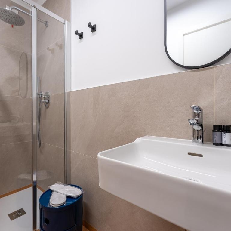 Salò design center apartment with parking - Appartamento con 3 Camere da Letto - 23