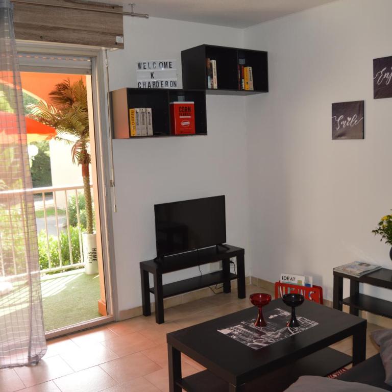 Le Petit Coeur à Canet - Superbe T2 piscine, tennis, climatisation, parking privé - Apartamento de 1 dormitorio - 48