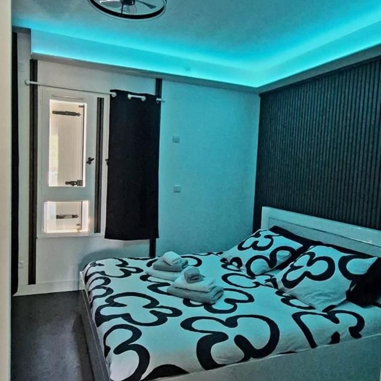 Village naturiste Cap d Agde - Coursives Port Nature 5 - Appartement Entier chambre séparée au calme - One-Bedroom Apartment - 15