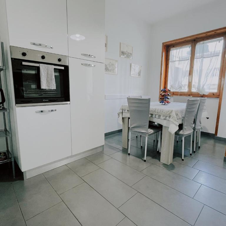 My Roman Dream -123m2 - Parcheggio Gratuito - Metro B - Casa Vacanze - 5