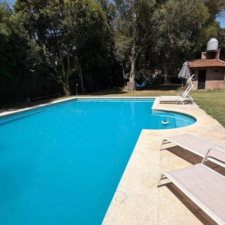 Casa quinta pileta y parrilla en General Rodríguez - Three-Bedroom Villa - 2