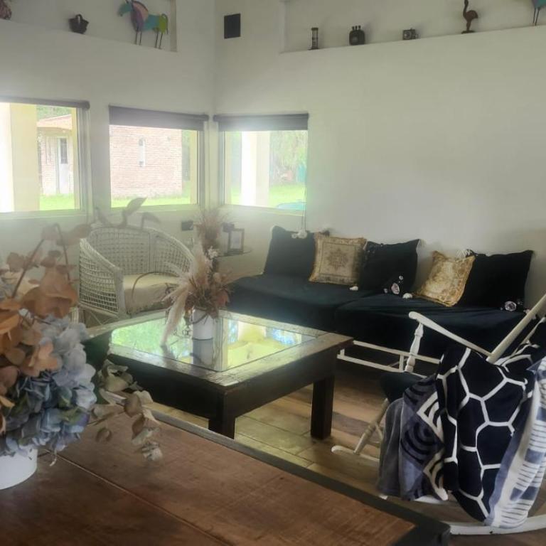 Casa quinta pileta y parrilla en General Rodríguez - Three-Bedroom Villa - 10