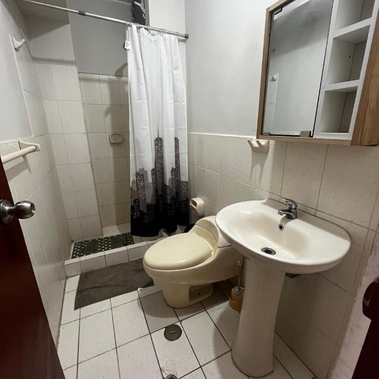 Apartment in downtown Huancayo, 3 bedrooms - 2 bathrooms - Apartamento de 3 dormitorios - 5