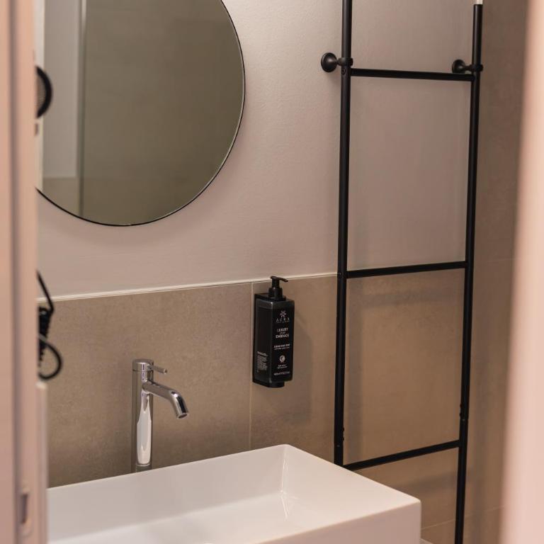 Rose del Lago - Suite Deluxe - 13