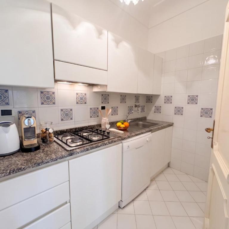 Belvedere 17 - Two-Bedroom Apartment with Terrace - 9