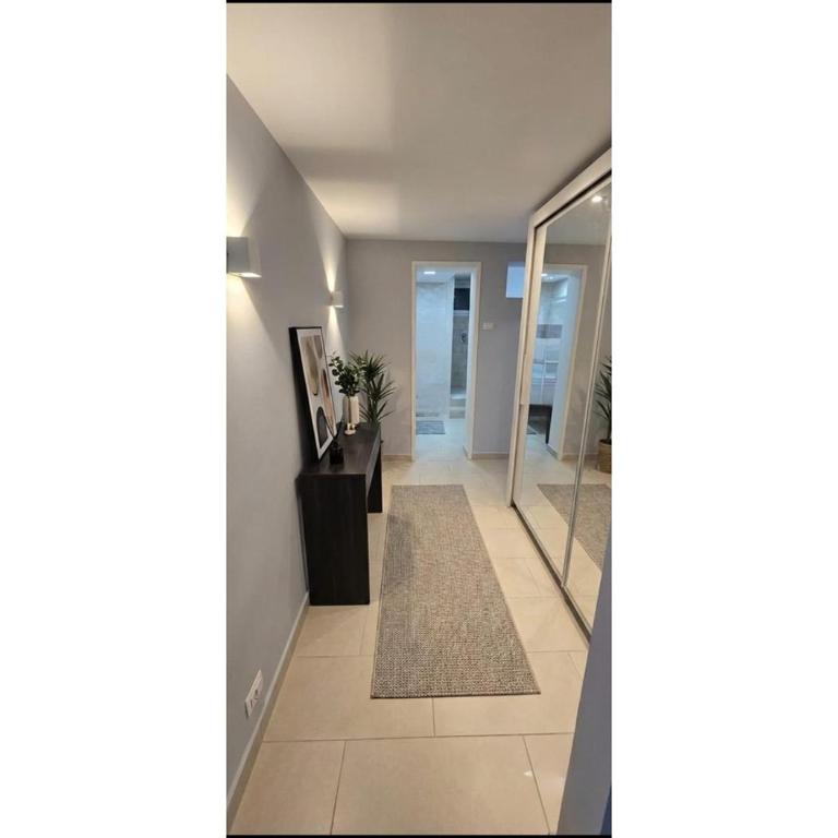 Ulisse Holiday Home - Three-Bedroom Apartment - 13