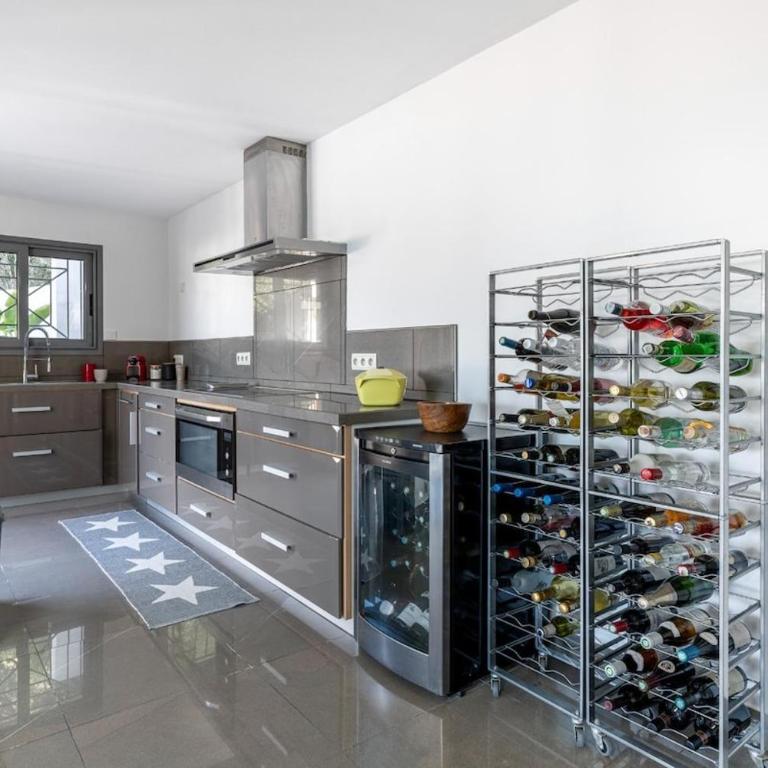 Sunny Seabreeze Villa, Eze, pool close to Monaco - Villa with Private Pool - 7