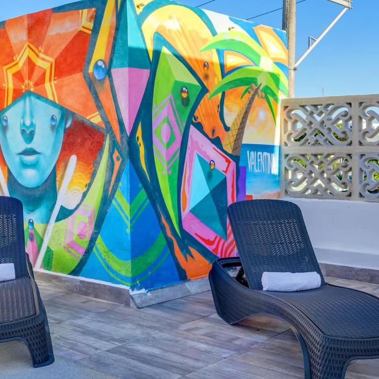 Valentina Suites by Las Flores Vacation Rentals - King Studio - 3