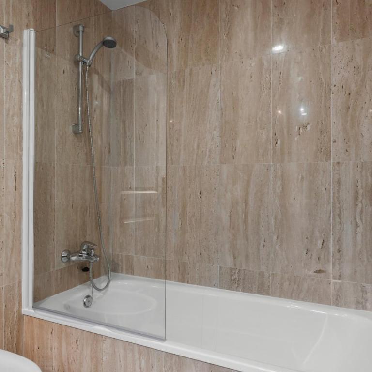 Elviria Green • Bright 2-Bedroom - Apartamento - 13