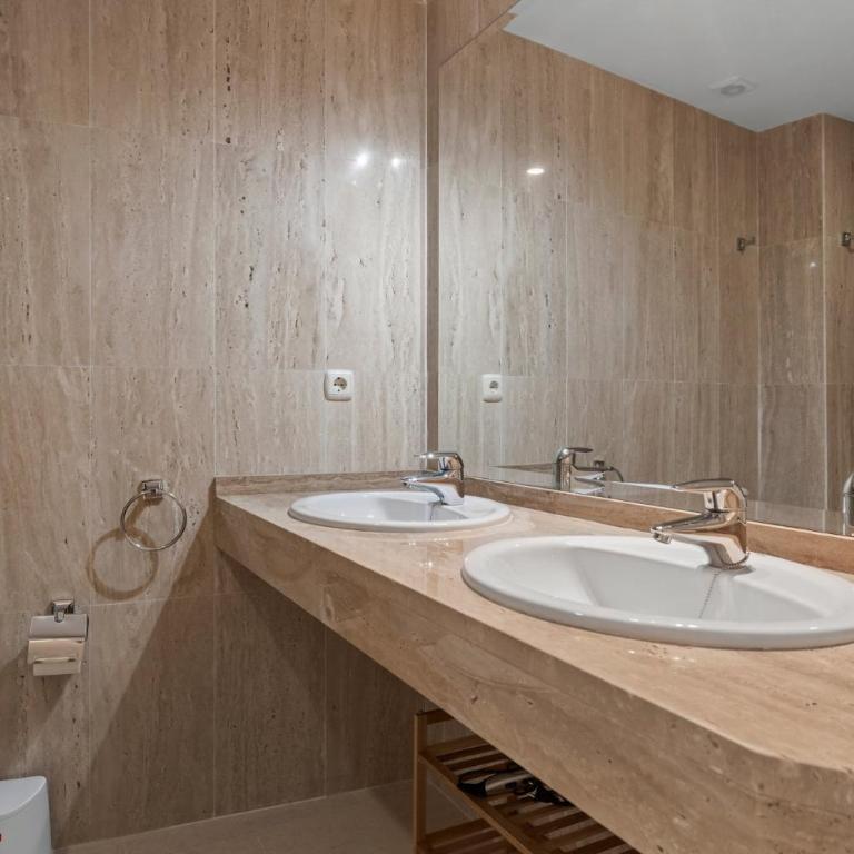 Elviria Green • Bright 2-Bedroom - Apartamento - 18