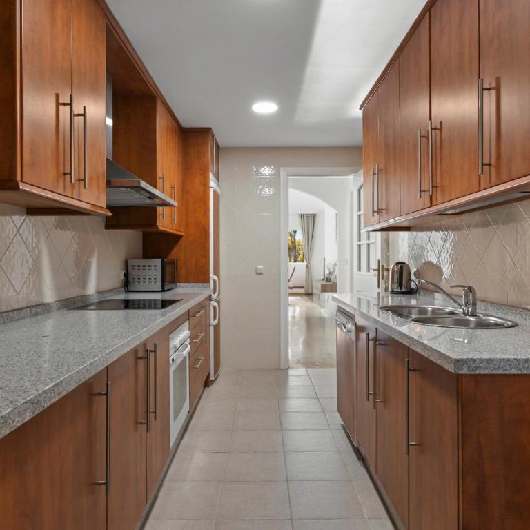 Elviria Green • Bright 2-Bedroom - Apartamento - 22