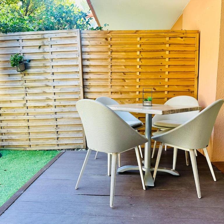 Le Cosy Garden Mer jardin AC & Wi-Fi - Monolocale con Vista Giardino - 10
