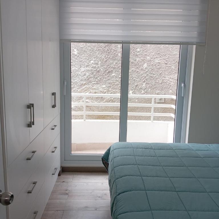 Impecable, cerca de todo - Three-Bedroom Apartment - 3