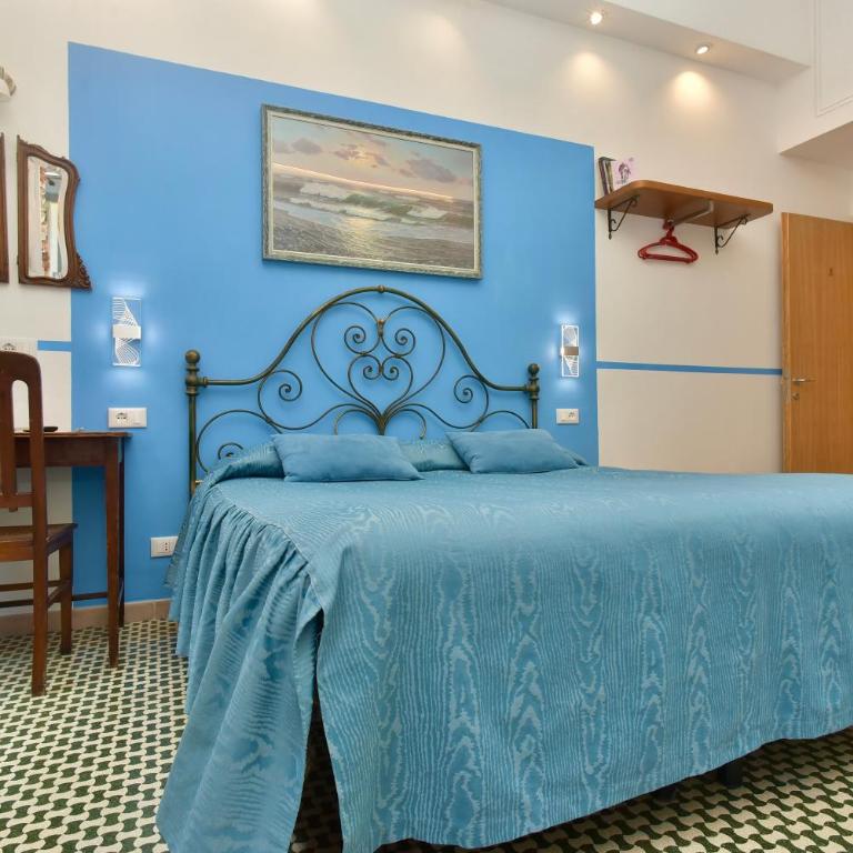 The Vernazza Main Plaza - Rooms & Apartment - Deluxe Vierbettzimmer - 2