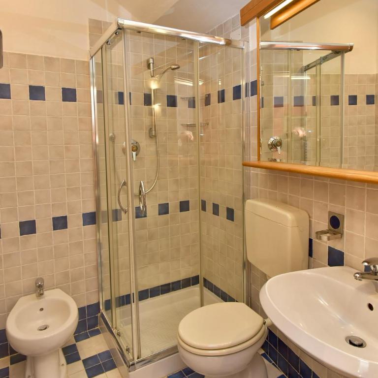 The Vernazza Main Plaza - Rooms & Apartment - Superior Doppelzimmer - 4