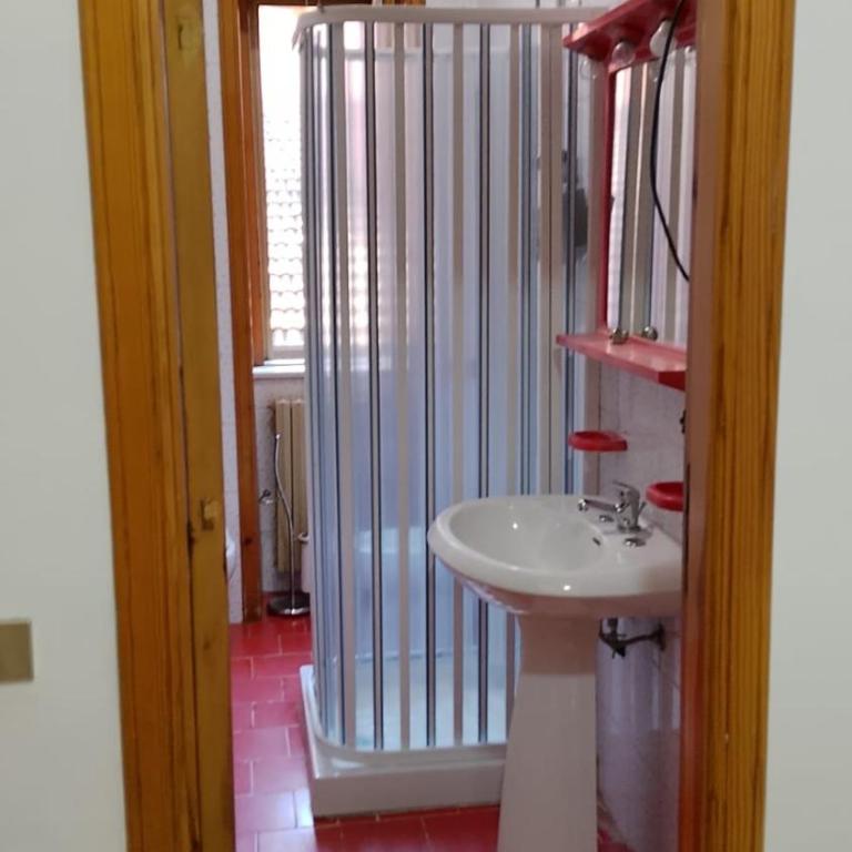 Casa Vacanze RosMary - Appartamento Premium con 3 Camere da Letto e Balcone - 1