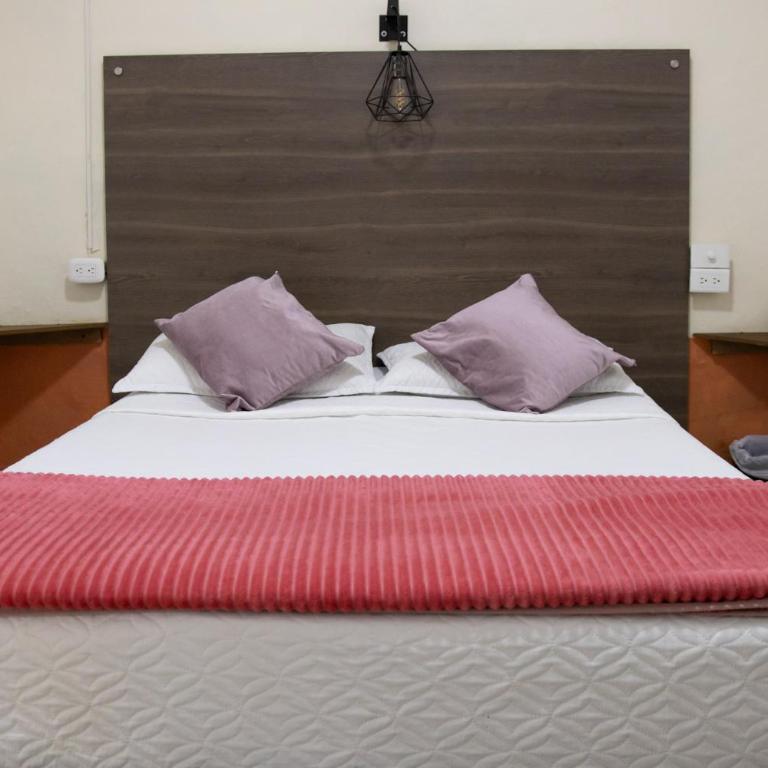 Origen Hostel Jardín - Standard Double Room with Shared Bathroom - 2