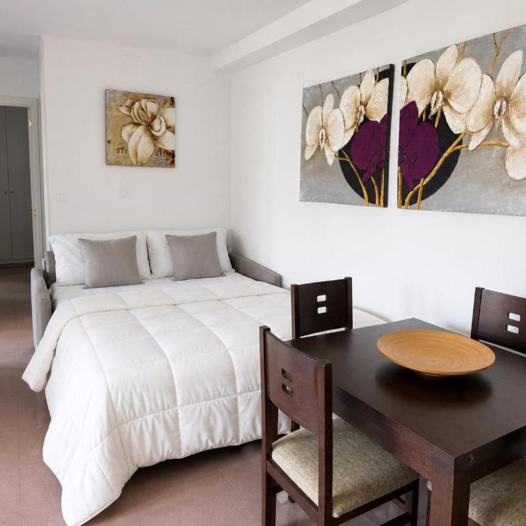 Apartamento con piscina y parking cerca del mar - Two-Bedroom Apartment - 16