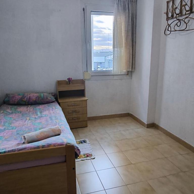 Room in a shared and peaceful home - Habitación Doble - 2 camas - 3
