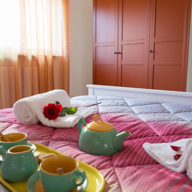 Hibiscus - Deluxe Room - 5