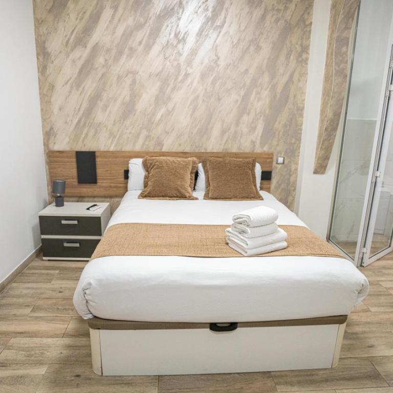 Casa Brava - Deluxe Double Room with Bath - 4
