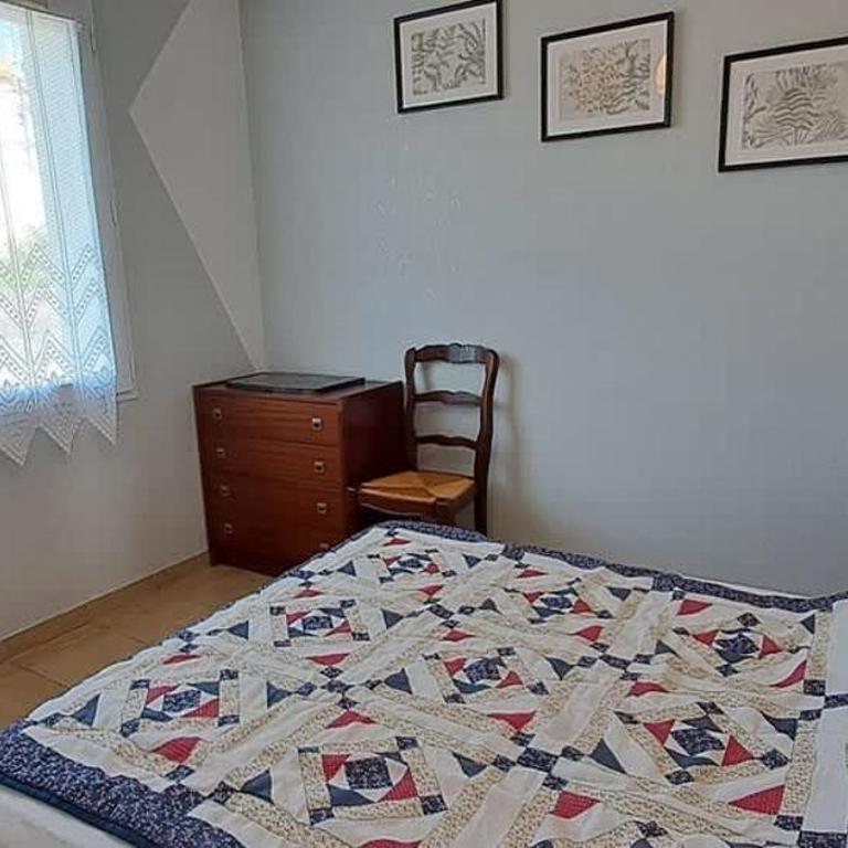 maison 2 chambres - Maison de Vacances - 11